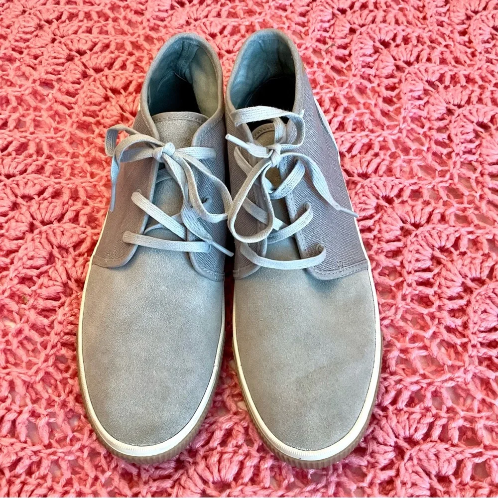 Tom’s Stylish Gray Men's Shoes